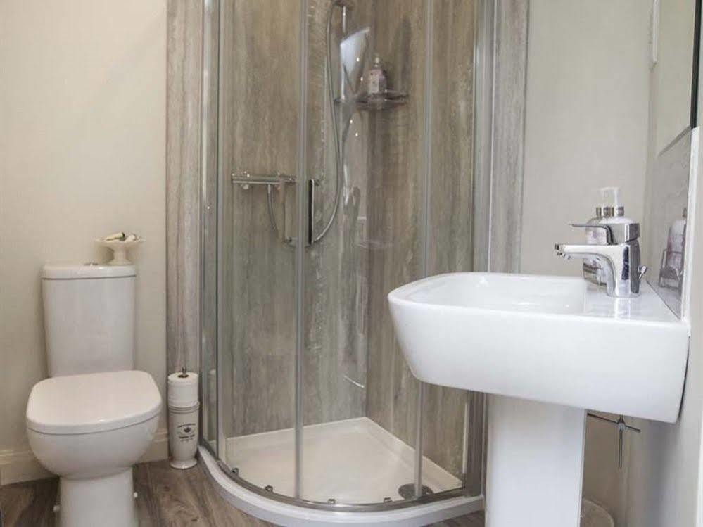 Linton Court Coach House Apartamento Settle Exterior foto