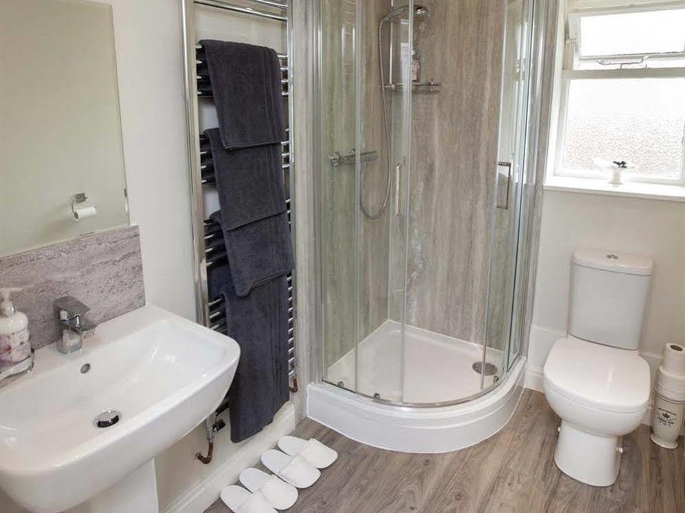 Linton Court Coach House Apartamento Settle Exterior foto
